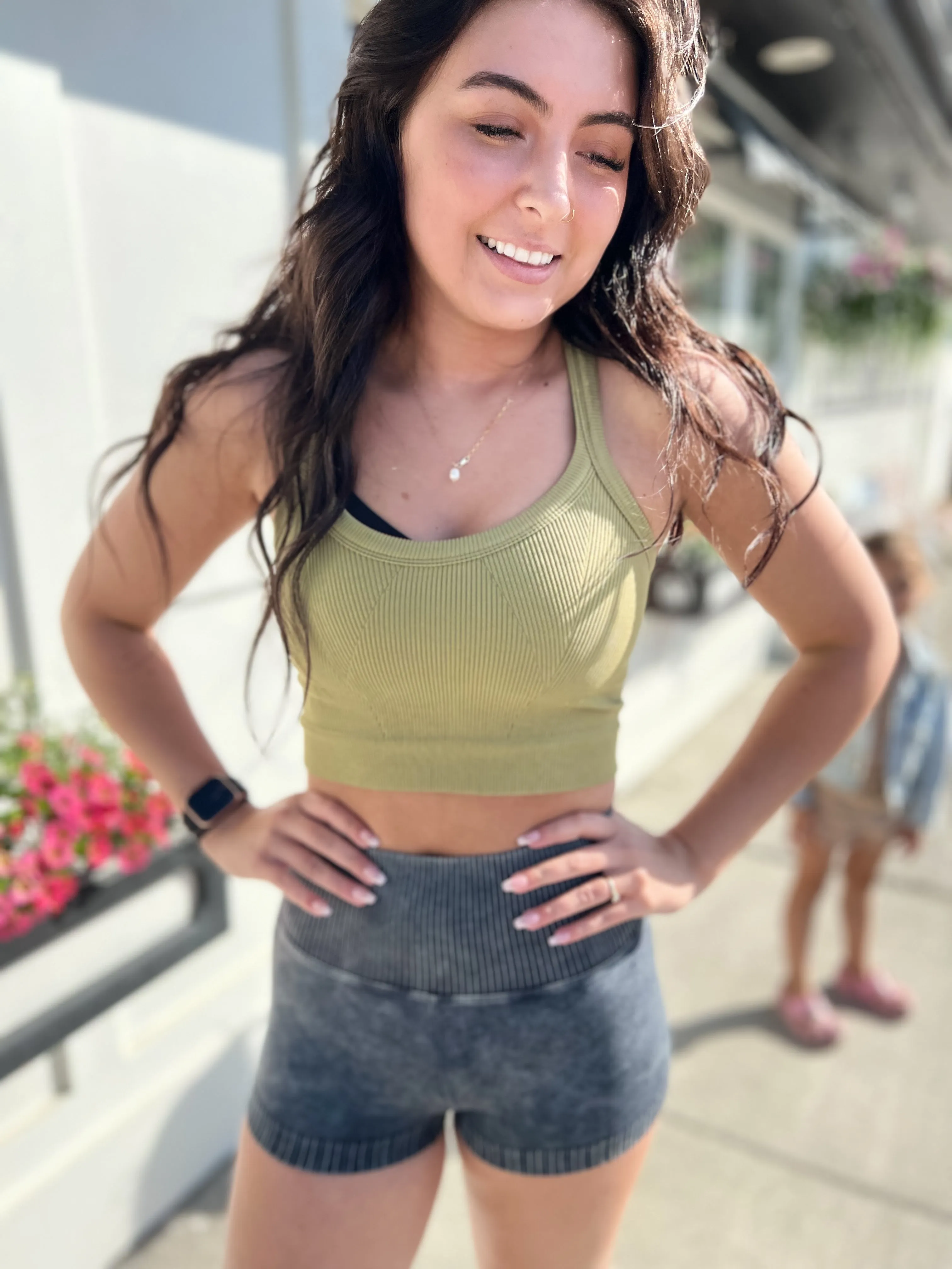Easy Effortless Seamless HW Short