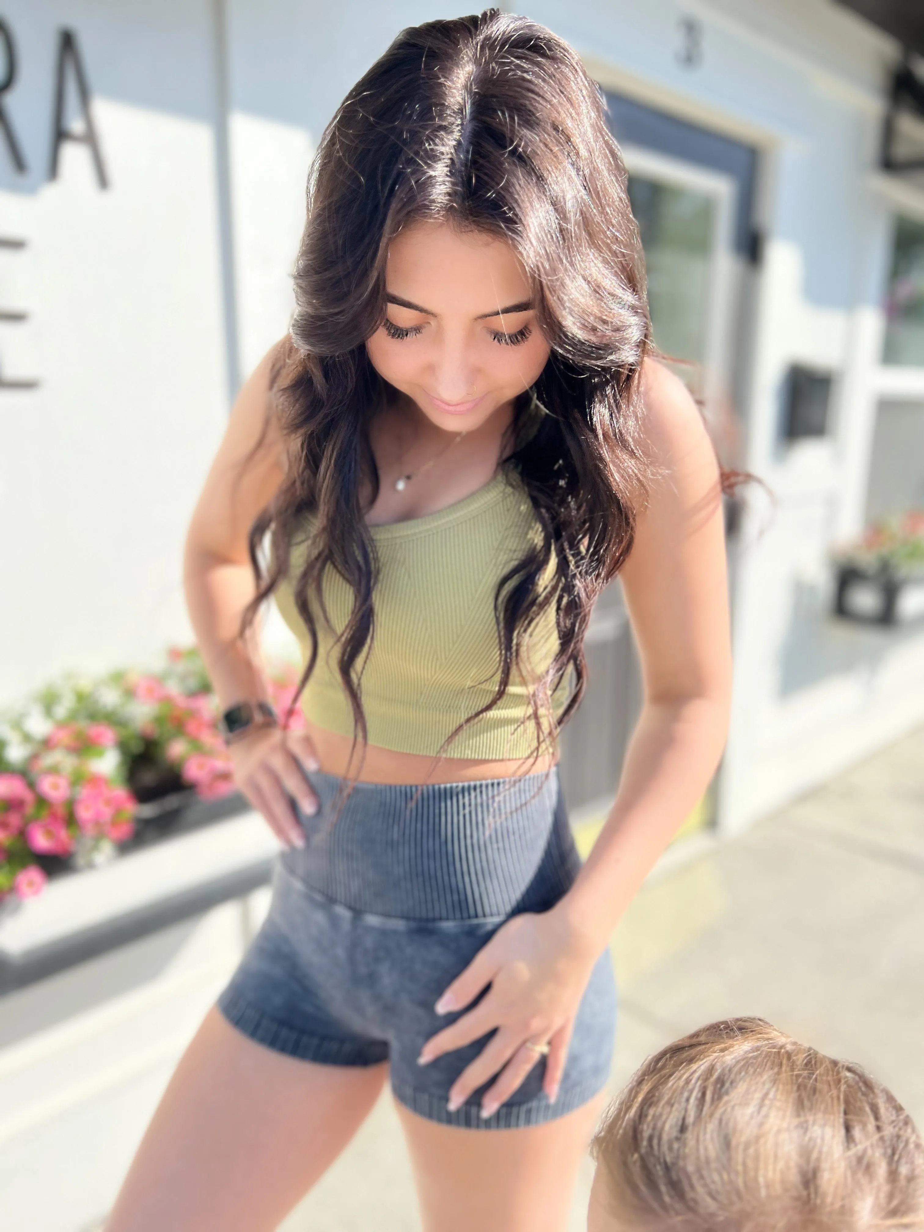 Easy Effortless Seamless HW Short