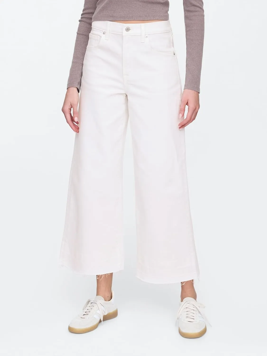GAP Women's Wide Leg Cropped Jeans