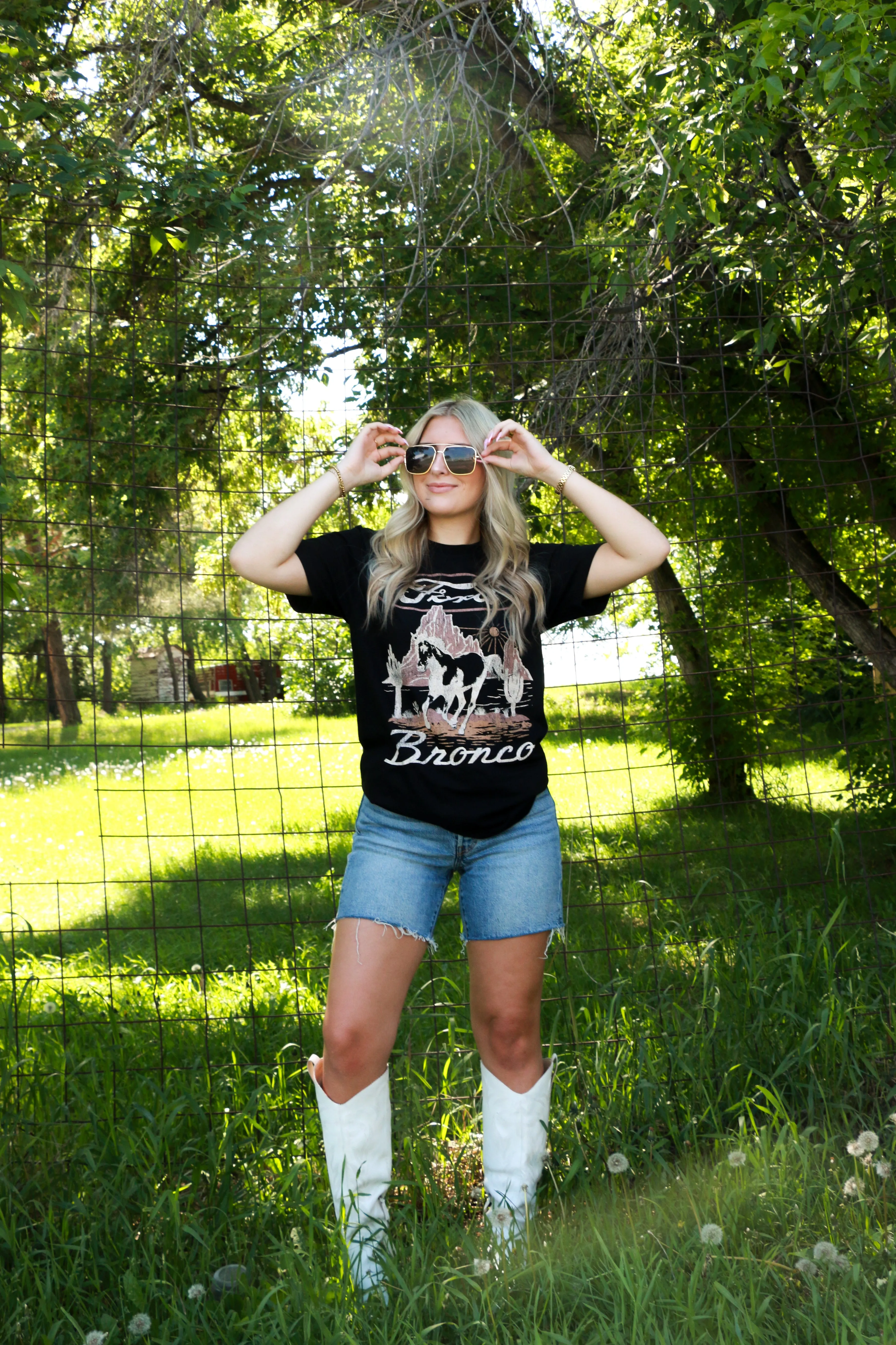 Graphic Tee Ford Bronco | Black