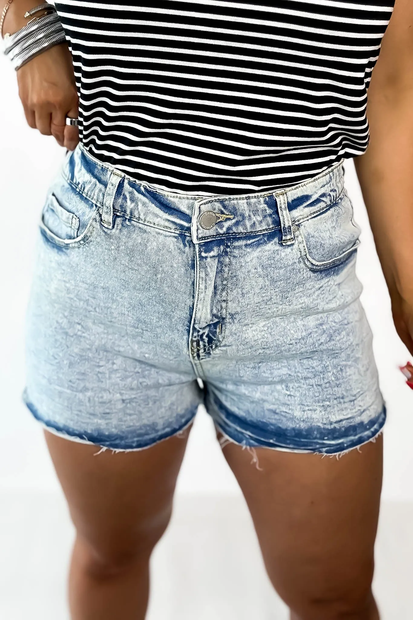 High Rise Light Wash Frey Hem Denim Shorts