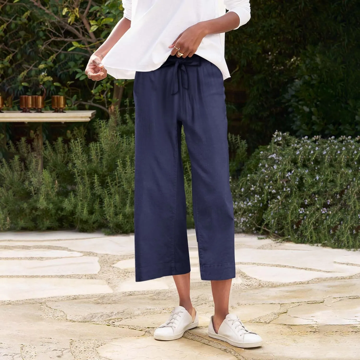 Linen Capri Pants for Women Casual High Waisted Cropped Wide Leg Trousers Lightweight Comfy Beach Pants with Pockets