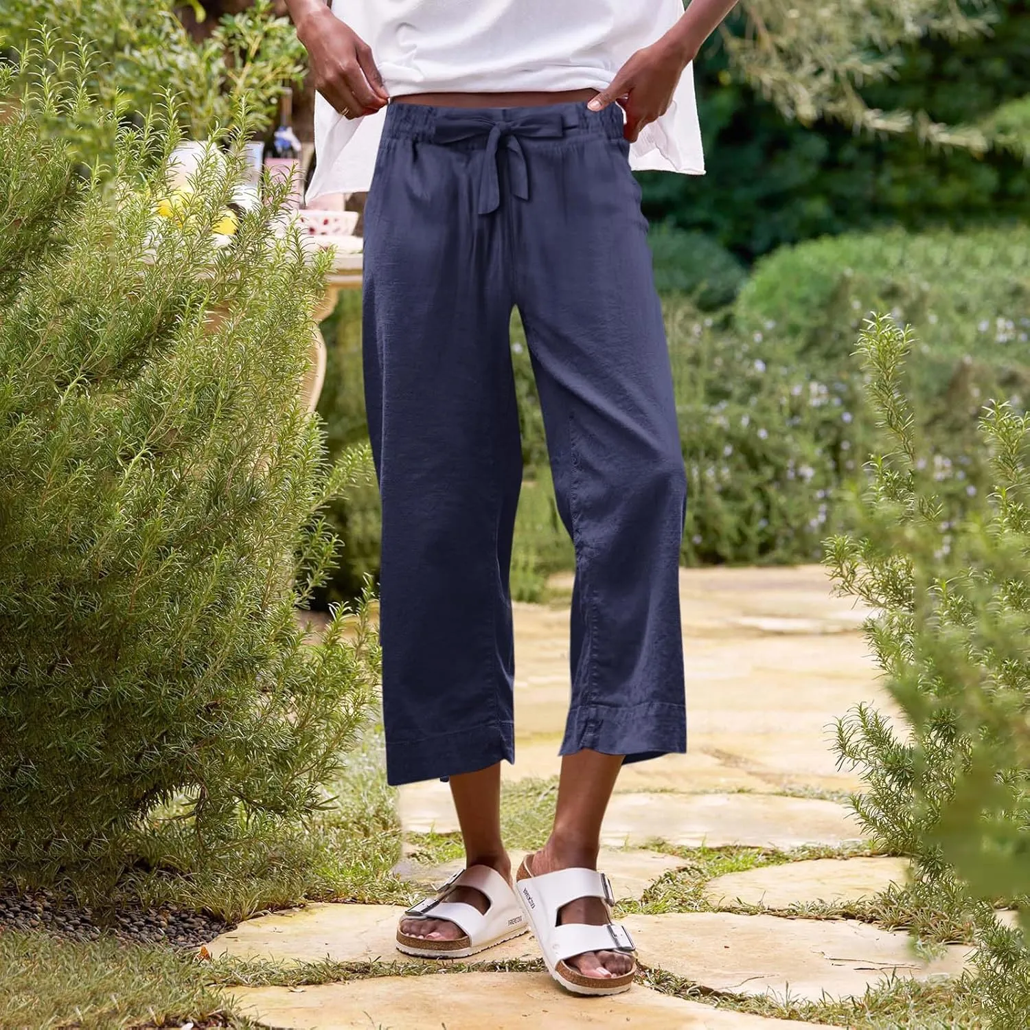 Linen Capri Pants for Women Casual High Waisted Cropped Wide Leg Trousers Lightweight Comfy Beach Pants with Pockets