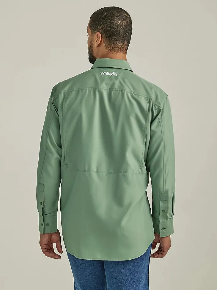 Men’s Wrangler Performance Button Front Long Sleeve Solid Shirt in Hedge