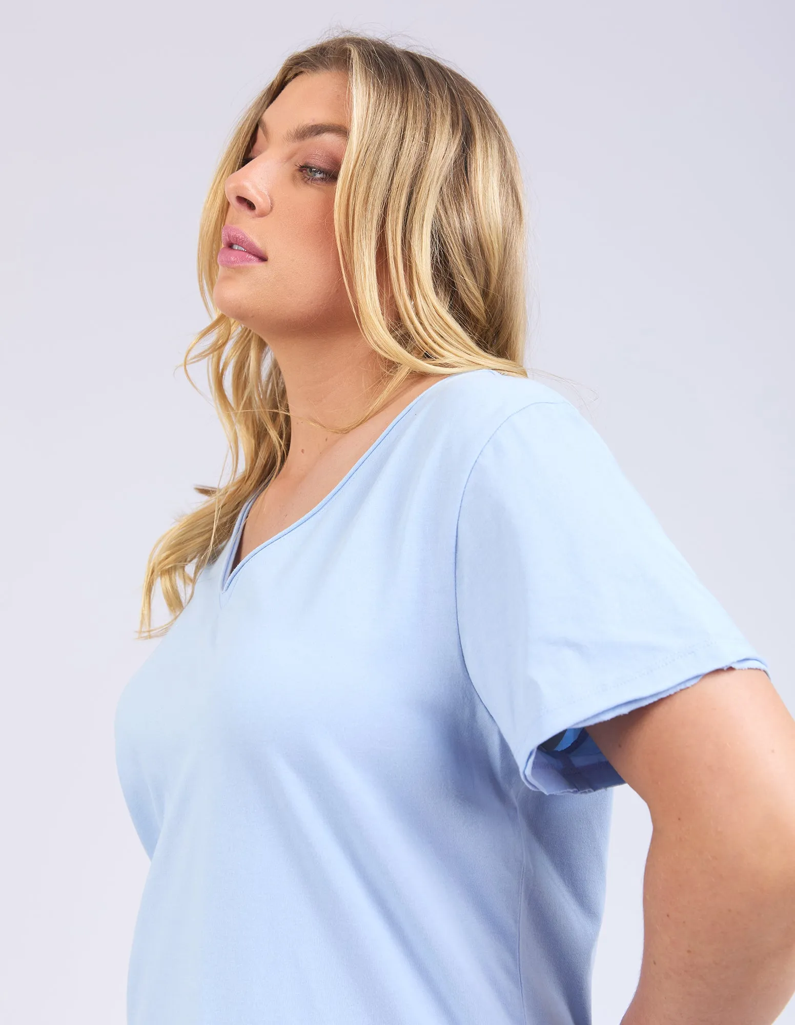 Pima V Tee - Dream Blue