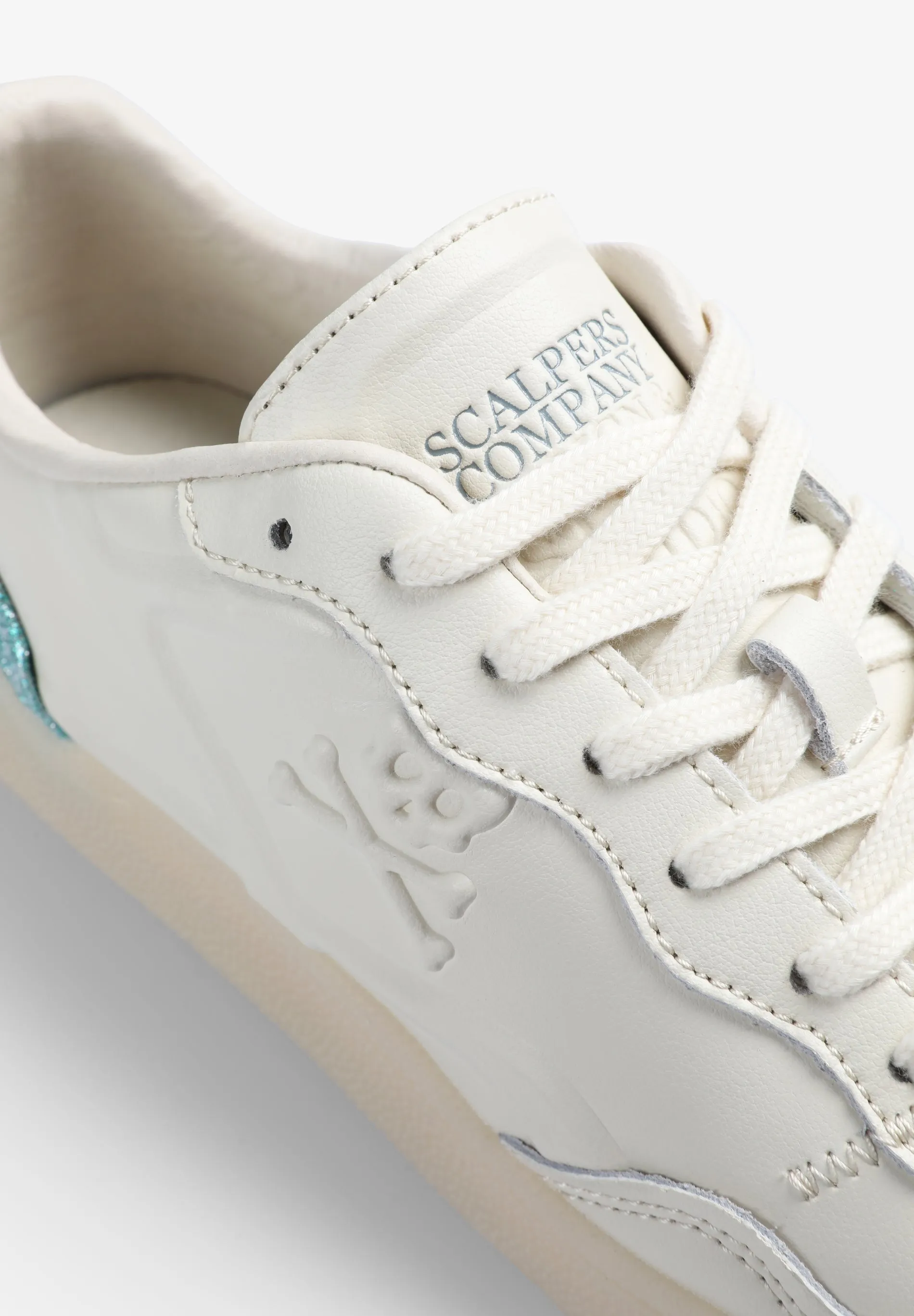 TENIS DETALLE GLITTER