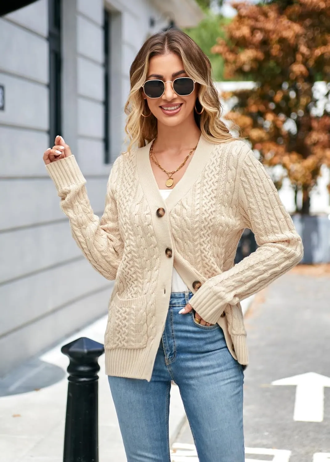 Womens Cardigan Sweaters Cable Knit Sweater 2025 Fall Winter Chunky Open Front Button Down Coats with Pockets